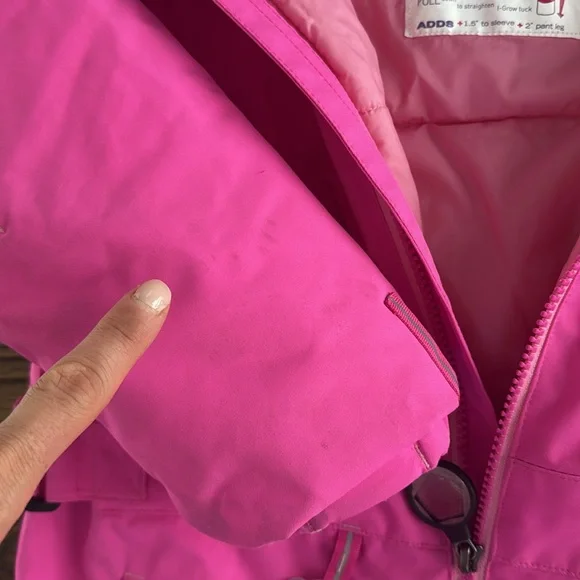 Magenta pink one piece snow suit size 7 - Picture 5 of 7